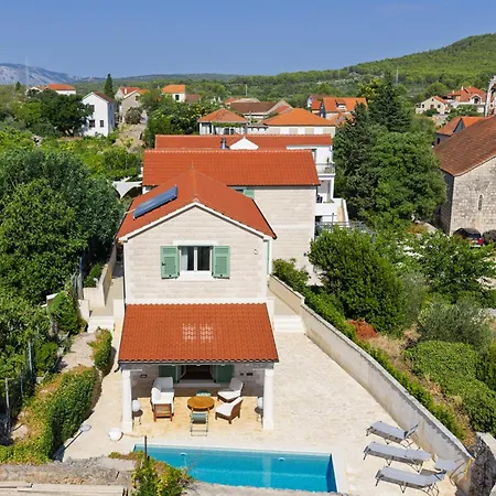 Villa Lesina By Hvar